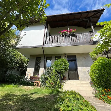 Dimi Holiday home *